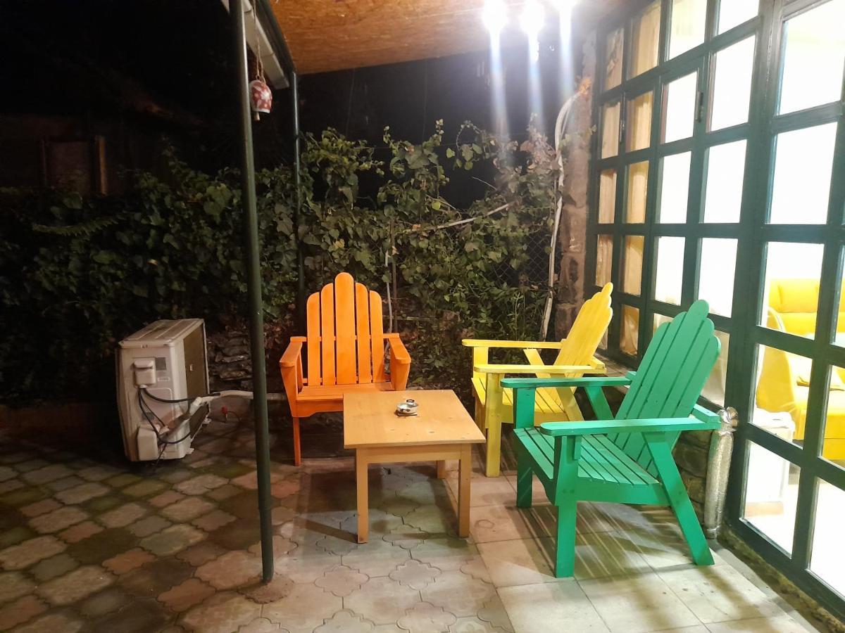 Gardens In Vake, Tbilisi Hotel Buitenkant foto